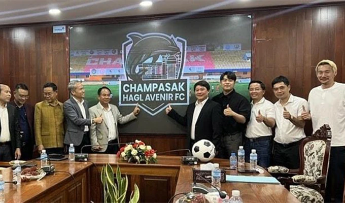 Bầu Đức chơi cực lớn, tài trợ thêm một đội bóng ở Đông Nam Á Bầu Đức chơi cực lớn, tài trợ thêm một đội bóng ở Đông Nam Á