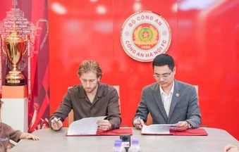 CAHN giữ chân Stefan Mauk đến năm 2028