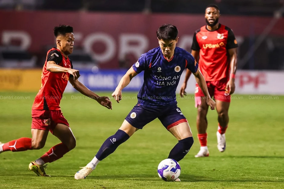 CLB Công an Hà Nội bị FIFA cấm chuyển nhượng đến năm 2028 CLB Công an Hà Nội bị FIFA cấm chuyển nhượng đến năm 2028