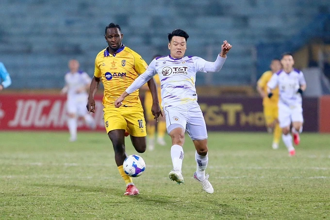CLB Hà Nội: HLV Harry Kewell đưa 'Vua nước rút' trở lại? CLB Hà Nội: HLV Harry Kewell đưa 'Vua nước rút' trở lại?