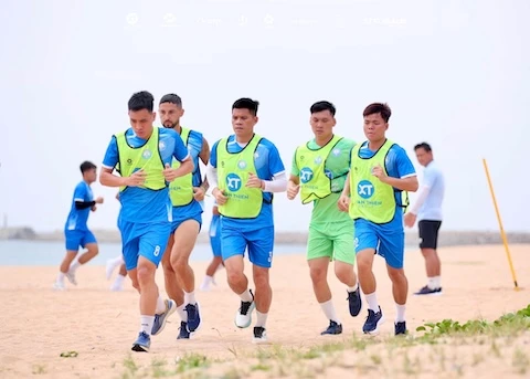 CLB Nam Định rèn quân tại Phú Yên