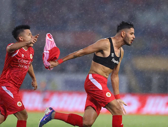 Công an Hà Nội vô địch V.League 2025/26: Galacticos 2.0 lên ngôi vương Công an Hà Nội vô địch V.League 2025/26: Galacticos 2.0 lên ngôi vương