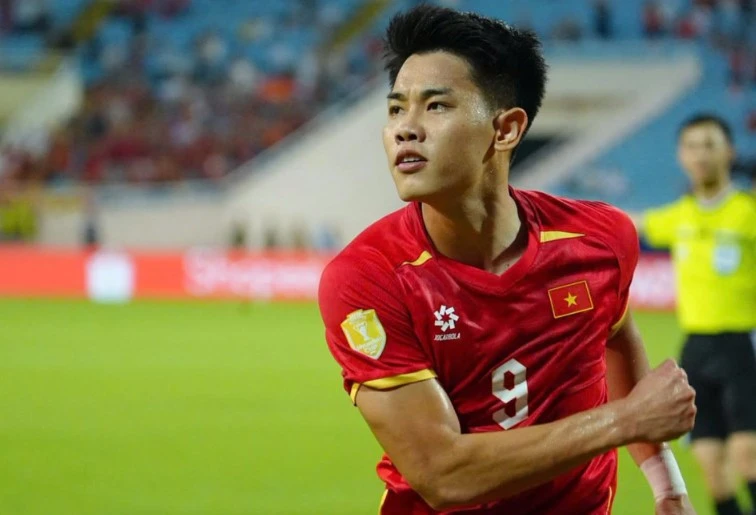 Điểm tin Bóng đá Việt Nam 10/8: Tuyển Việt Nam chơi đẹp nhất ASEAN Cup 2026; Đình Bắc lọt top 2 cầu thủ hay nhất vòng bảng Điểm tin Bóng đá Việt Nam 10/8: Tuyển Việt Nam chơi đẹp nhất ASEAN Cup 2026; Đình Bắc lọt top 2 cầu thủ hay nhất vòng bảng