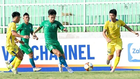 Điểm tin Bóng đá Việt Nam 21/6: Hà Nội FC chia tay 3 ngoại binh Brazil; Lâm Đồng lên hạng Nhất Điểm tin Bóng đá Việt Nam 21/6: Hà Nội FC chia tay 3 ngoại binh Brazil; Lâm Đồng lên hạng Nhất
