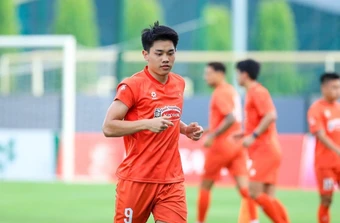 Điểm tin bóng đá Việt Nam 21/7: Bắc Ninh thanh lý hàng loạt; Đình Bắc gia hạn với CAHN