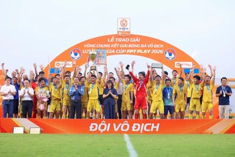 Điểm tin bóng đá Việt Nam 26/7: U21 SLNA vô địch quốc gia; Justin Hubner vắng mặt tại ASEAN Cup