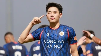 Đình Bắc đập tan hoài nghi bằng hiệu suất săn bàn đáng nể