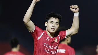 Đình Bắc ghi bàn như 'máy' khiến cả V.League phải e ngại