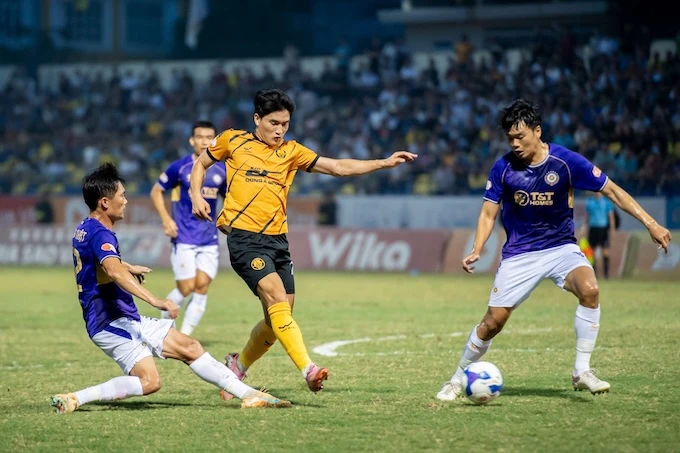 FIFA tiếp tục phạt nặng CLB Thanh Hóa FIFA tiếp tục phạt nặng CLB Thanh Hóa