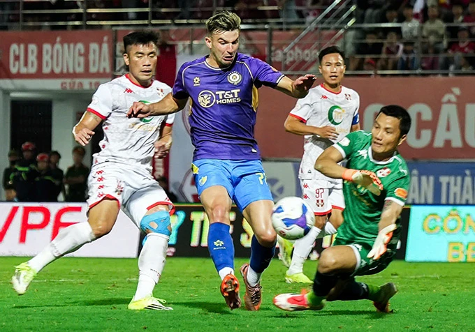 Hà Nội FC có mất HCĐ V.League vào tay Ninh Bình? Hà Nội FC có mất HCĐ V.League vào tay Ninh Bình?