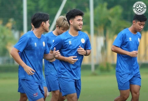 Hậu AFF Cup, bóng đá Việt Nam trở lại với các trận cầu đỉnh cao Hậu AFF Cup, bóng đá Việt Nam trở lại với các trận cầu đỉnh cao