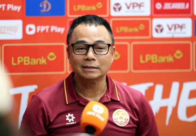 HLV Lê Quang Trãi: ‘Chúng tôi đã an toàn đâu mà nhường điểm cho đối thủ?’ HLV Lê Quang Trãi: ‘Chúng tôi đã an toàn đâu mà nhường điểm cho đối thủ?’