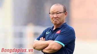 HLV Park Hang Seo qua Thái Lan làm việc và câu chuyện V.League