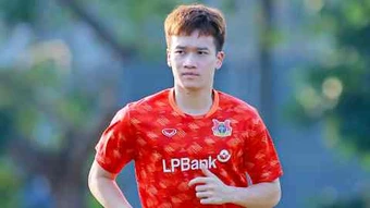 HLV Vũ Tiến Thành lên phương án sử dụng Hoàng Đức