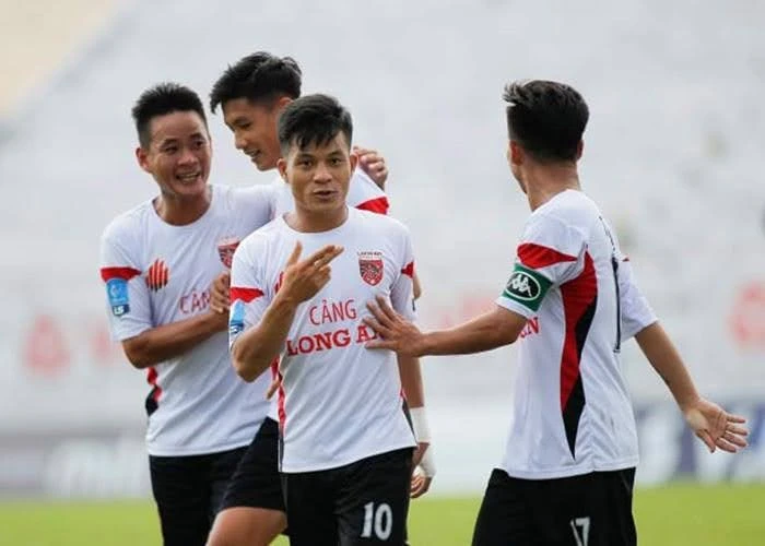 Huỳnh Tấn Tài: "Cánh chim không mỏi" của Hồng Lĩnh Hà Tĩnh Huỳnh Tấn Tài: "Cánh chim không mỏi" của Hồng Lĩnh Hà Tĩnh