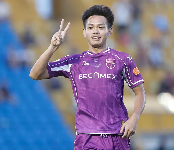 Kết quả Becamex TP.HCM 3-1 HAGL: Quá muộn để trụ hạng Kết quả Becamex TP.HCM 3-1 HAGL: Quá muộn để trụ hạng