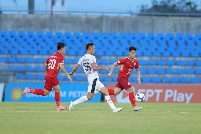 Kết quả Hà Tĩnh 0–0 Đà Nẵng: Đội khách sông Hàn tiếc nuối khi chỉ giành 1 điểm! Kết quả Hà Tĩnh 0–0 Đà Nẵng: Đội khách sông Hàn tiếc nuối khi chỉ giành 1 điểm!