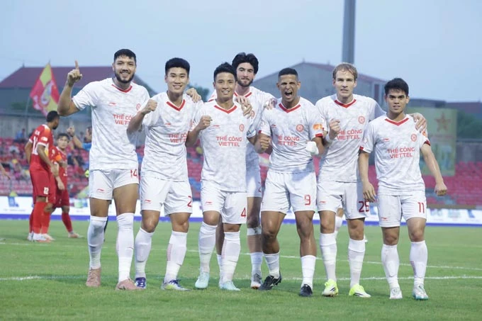 Kết quả Hà Tĩnh 0-2 Thể Công Viettel: Ngày của trung vệ Bùi Tiến Dũng