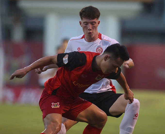 Kết quả Ninh Bình 1-1 Công an TP.HCM: Việt kiều Lee Williams khiến Ninh Bình xa mộng á quân Kết quả Ninh Bình 1-1 Công an TP.HCM: Việt kiều Lee Williams khiến Ninh Bình xa mộng á quân
