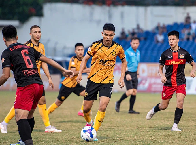 Kết quả Thanh Hóa 0-2 Ninh Bình: Chủ nhà trụ hạng Kết quả Thanh Hóa 0-2 Ninh Bình: Chủ nhà trụ hạng