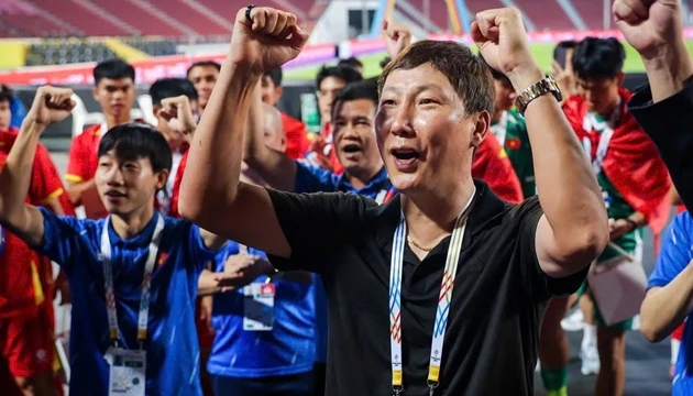 Lý do Tài Lộc chưa được tính nội binh tại V-League Lý do Tài Lộc chưa được tính nội binh tại V-League