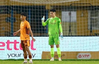 Màn trình diễn đỉnh cao của Trung Kiên níu hy vọng cho HAGL
