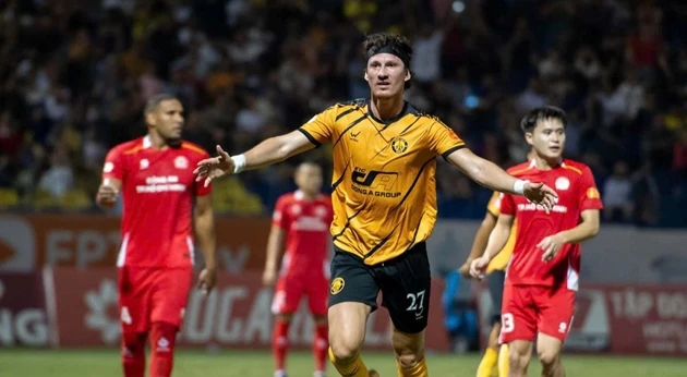 Những nút thắt kịch tính ở hai đầu bảng xếp hạng V-League Những nút thắt kịch tính ở hai đầu bảng xếp hạng V-League