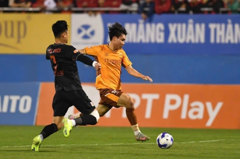 Ninh Bình lại thua, CAHN sớm vô địch lượt đi V-League Ninh Bình lại thua, CAHN sớm vô địch lượt đi V-League