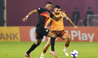 Ninh Bình lại thua, CAHN sớm vô địch lượt đi V-League