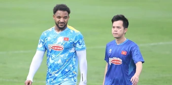 Nỗi lo từ đôi chân Nguyễn Xuân Son trước ngày đấu Malaysia