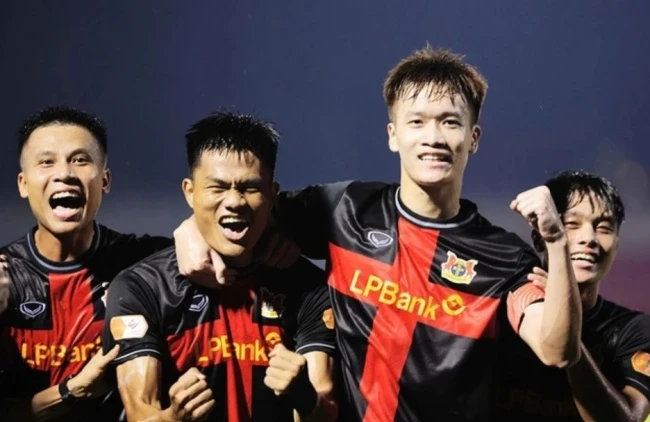 Soi trận Becamex TP.HCM vs Ninh Bình: Chủ nhà gặp khó