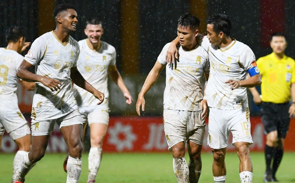 Soi trận Hà Nội FC vs Nam Định: Tranh đấu vì Top 3 Soi trận Hà Nội FC vs Nam Định: Tranh đấu vì Top 3