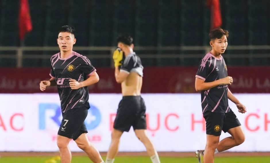 Soi trận Thanh Hóa vs SLNA: Sức nóng từ cuộc đua trụ hạng Soi trận Thanh Hóa vs SLNA: Sức nóng từ cuộc đua trụ hạng
