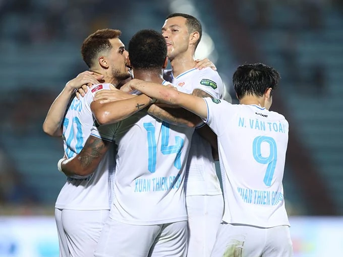 Thực hư CLB Nam Định mất nhà tài trợ tại V.League 2026/27 Thực hư CLB Nam Định mất nhà tài trợ tại V.League 2026/27