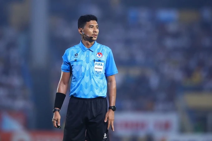 Trọng tài Malaysia cầm còi 2 trận cầu sinh tử tại V.League Trọng tài Malaysia cầm còi 2 trận cầu sinh tử tại V.League