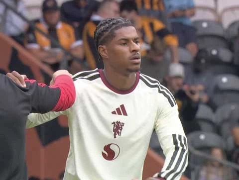 Trực tiếp Hull 2-0 MU: Quỷ đỏ thua bẽ mặt trận ra quân Trực tiếp Hull 2-0 MU: Quỷ đỏ thua bẽ mặt trận ra quân