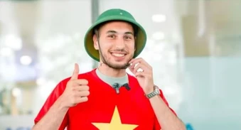 Trung vệ Việt kiều Julien Mouillon về Việt Nam tìm cơ hội lên tuyển