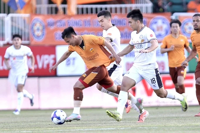 Trước vòng 16 V.League 2025/26: Sức nóng ở Chi Lăng và Ninh Bình