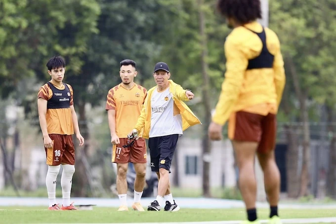 Trước vòng 19 V.League 2025/26: Nhóm cuối tìm đường thoát hiểm Trước vòng 19 V.League 2025/26: Nhóm cuối tìm đường thoát hiểm