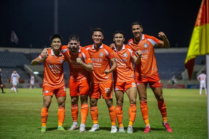 Trước vòng 23 V.League 2025/26: Thắng Thanh Hoá, CAHN sẽ xưng vương V.League Trước vòng 23 V.League 2025/26: Thắng Thanh Hoá, CAHN sẽ xưng vương V.League