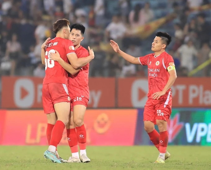 Trước vòng 23 V.League 2025/26: Thắng Thanh Hoá, CAHN sẽ xưng vương V.League Trước vòng 23 V.League 2025/26: Thắng Thanh Hoá, CAHN sẽ xưng vương V.League