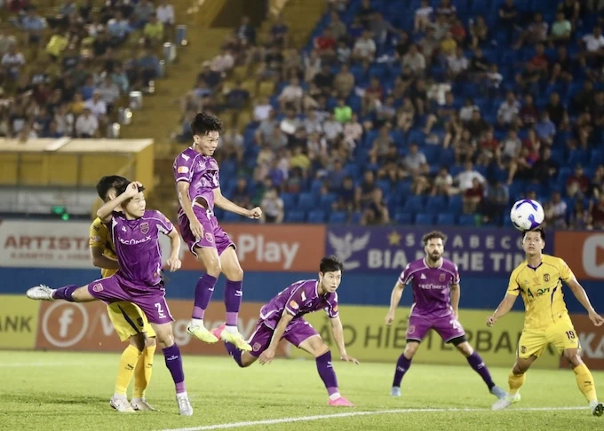 Trước vòng 25 V.League 2025/26: Cuộc chiến trụ hạng liệu có bất ngờ? Trước vòng 25 V.League 2025/26: Cuộc chiến trụ hạng liệu có bất ngờ?
