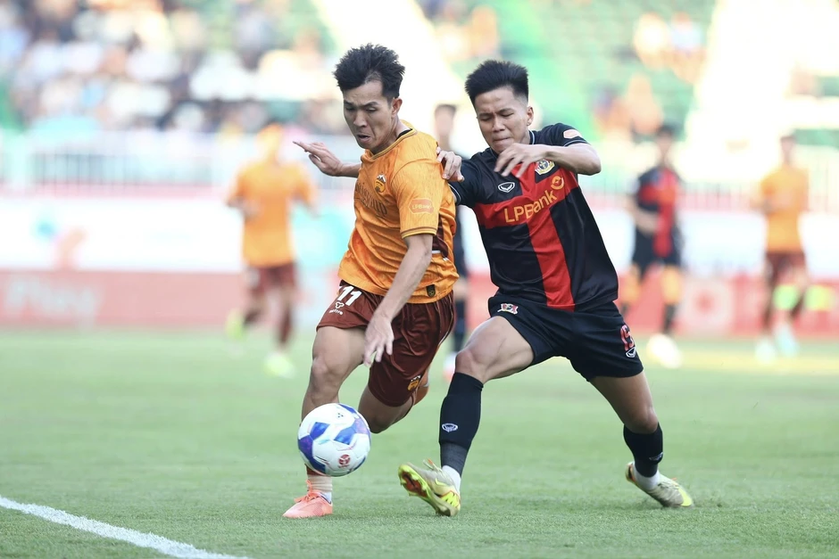 Tuyển thủ U23 Việt Nam tỏa sáng, CLB Ninh Bình thắng sát nút HAGL Tuyển thủ U23 Việt Nam tỏa sáng, CLB Ninh Bình thắng sát nút HAGL