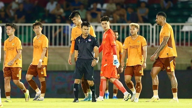 V-League 2025/26 cho thấy những nỗ lực nâng tầm chuyên nghiệp V-League 2025/26 cho thấy những nỗ lực nâng tầm chuyên nghiệp