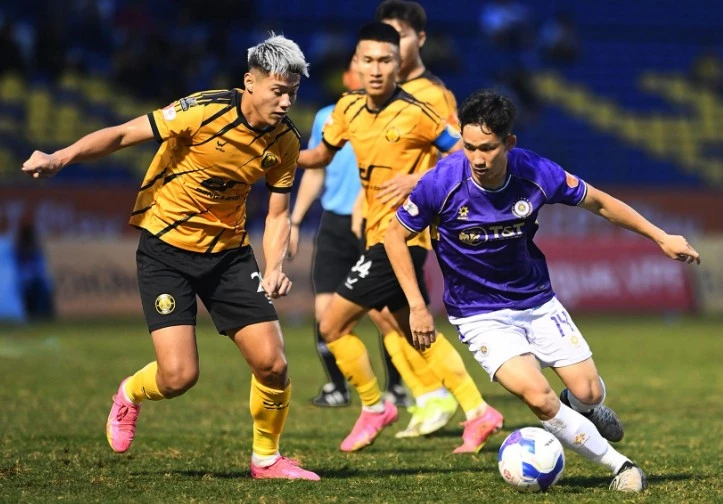VAR cứu rỗi, Thanh Hóa thắng nghẹt thở Hà Nội FC trong thế thiếu người VAR cứu rỗi, Thanh Hóa thắng nghẹt thở Hà Nội FC trong thế thiếu người