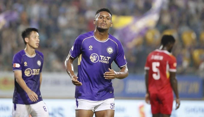 Vì sao một loạt cầu thủ Brazil rời V.League? Vì sao một loạt cầu thủ Brazil rời V.League?