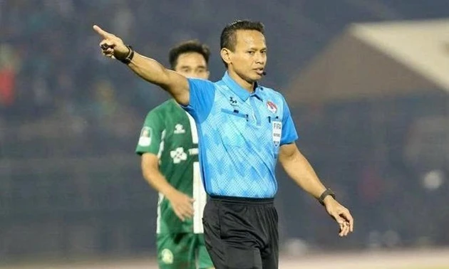 Vòng 20 V-League đón hai trọng tài FIFA người Malaysia Vòng 20 V-League đón hai trọng tài FIFA người Malaysia