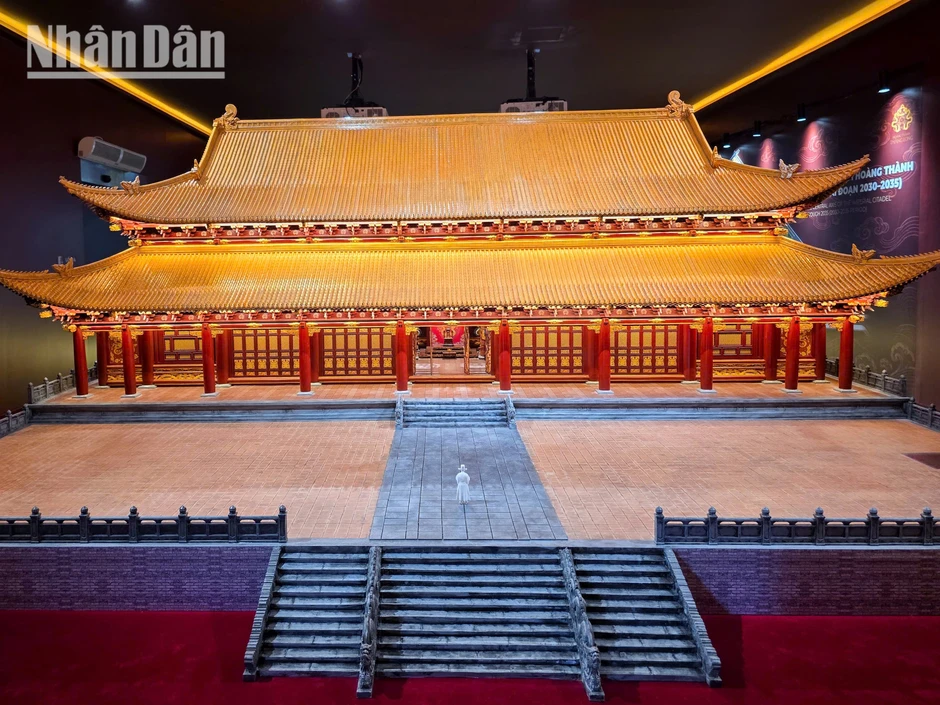 [Ảnh] Cận cảnh mô hình phục dựng của Điện Kính Thiên tại Hoàng thành Thăng Long