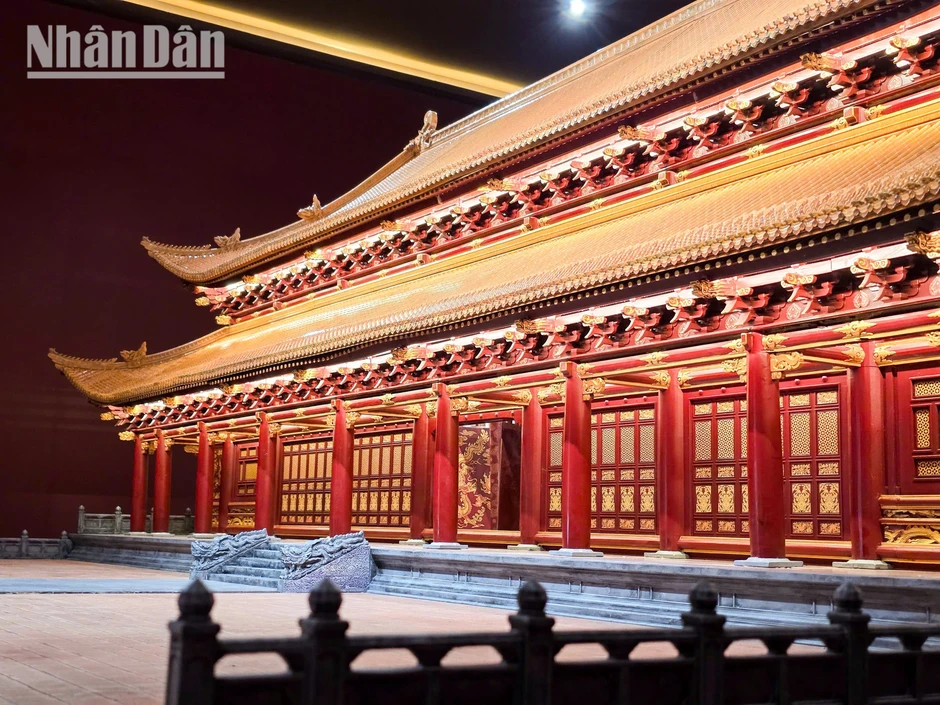 [Ảnh] Cận cảnh mô hình phục dựng của Điện Kính Thiên tại Hoàng thành Thăng Long