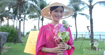 [ẢNH] “Em Sen”: Tôn vinh vẻ đẹp người phụ nữ Việt bằng ngôn ngữ thời trang